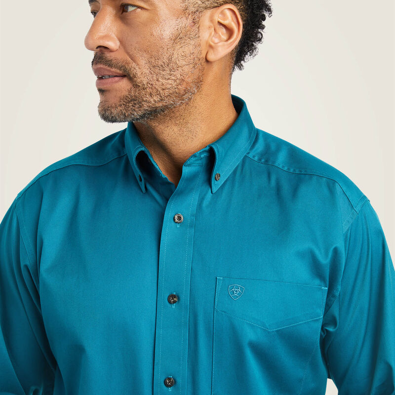 Ariat Solid Twill Classic Fit Shirt