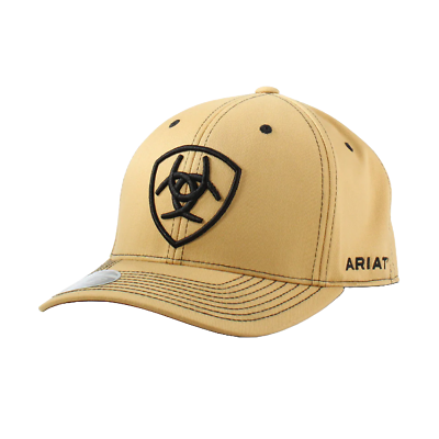 Gorra Flexfit color tostado con logo Ariat Shield.