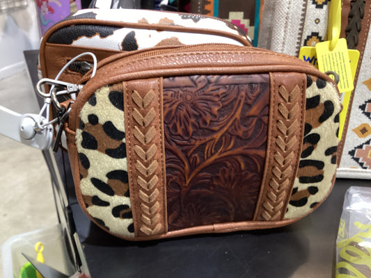 Montana West Tooled Collection Crossbody- Leopard