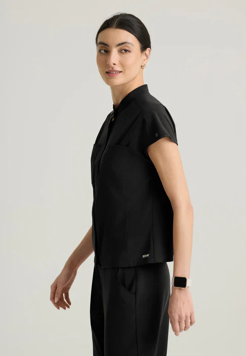 Aria Women's 6-Pocket Sportneck Zip-Front Top