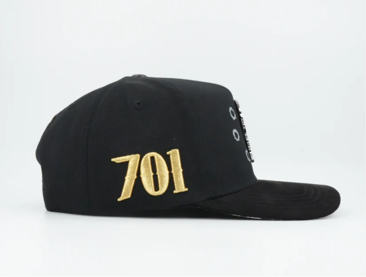 Chapo Bigg Boss Cap Brown Pin