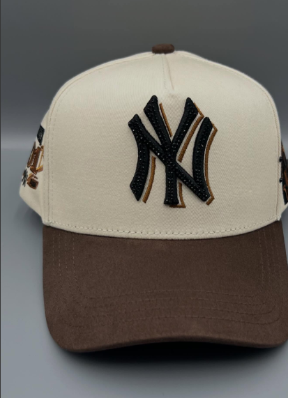 Kevin Hats New York White on Brown