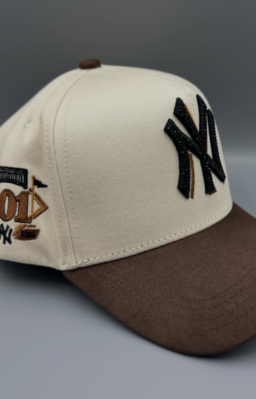 Kevin Hats New York White on Brown