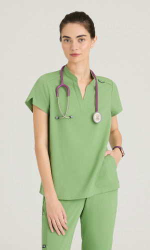 Avery 2-Pocket Banded Collar Top